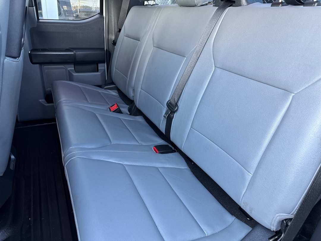 2022 Ford F-150 XL - Image 11