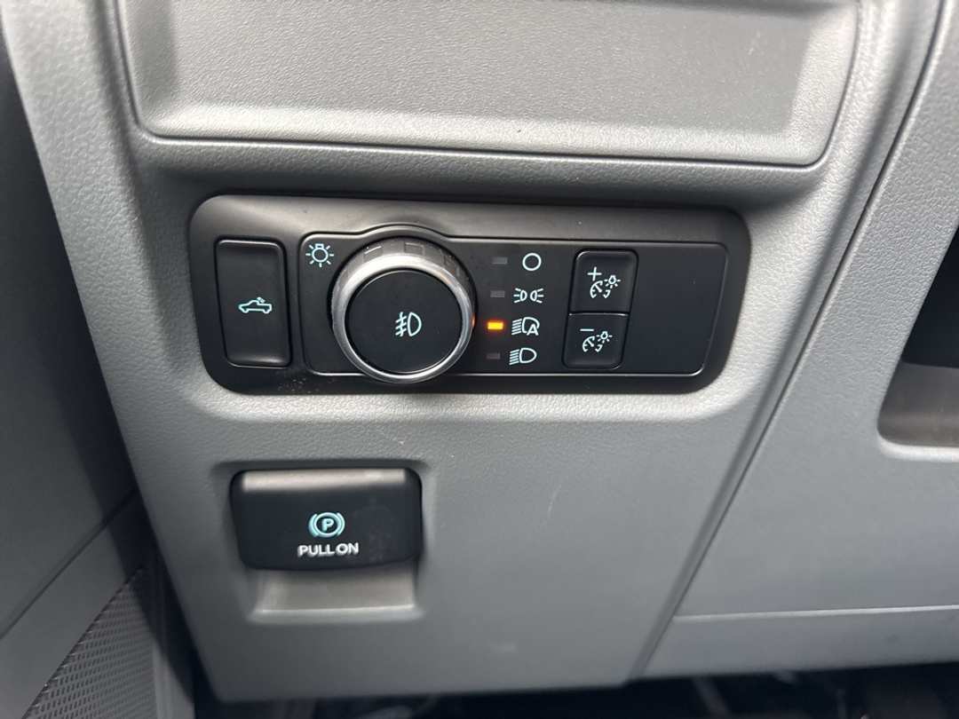 2024 Ford F-150 XLT - Image 34