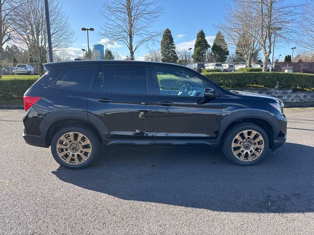 2022 Honda Passport EXL - Image 8