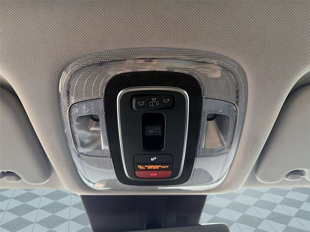 2026 Hyundai Kona Limited - Image 25