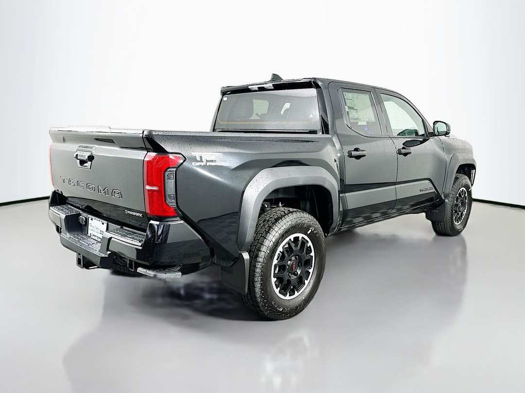 2026 Toyota Tacoma TRD Off Road - Image 7