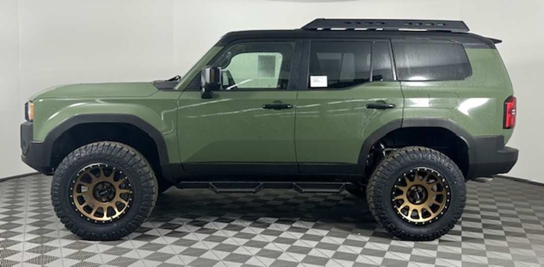 Toyota Land Cruiser - Image 7