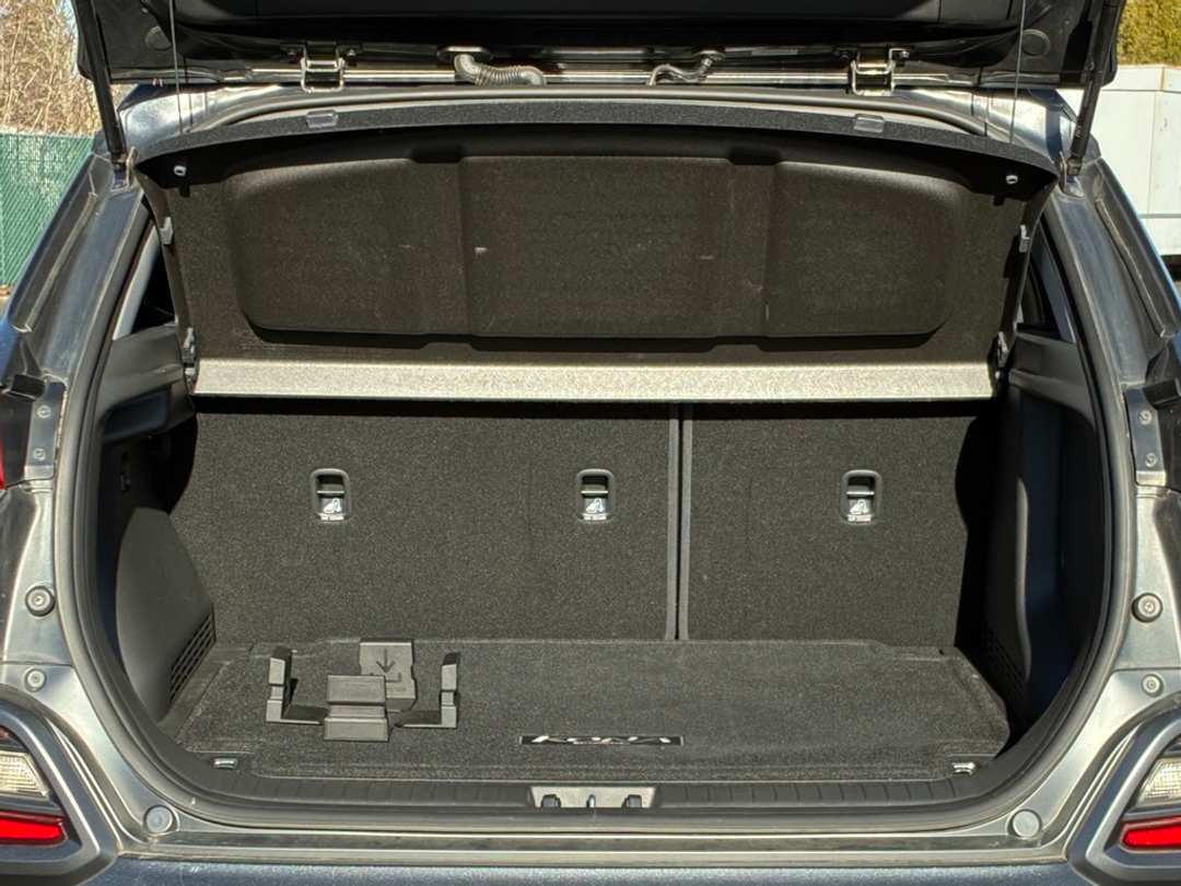 2021 Hyundai Kona Limited - Image 25