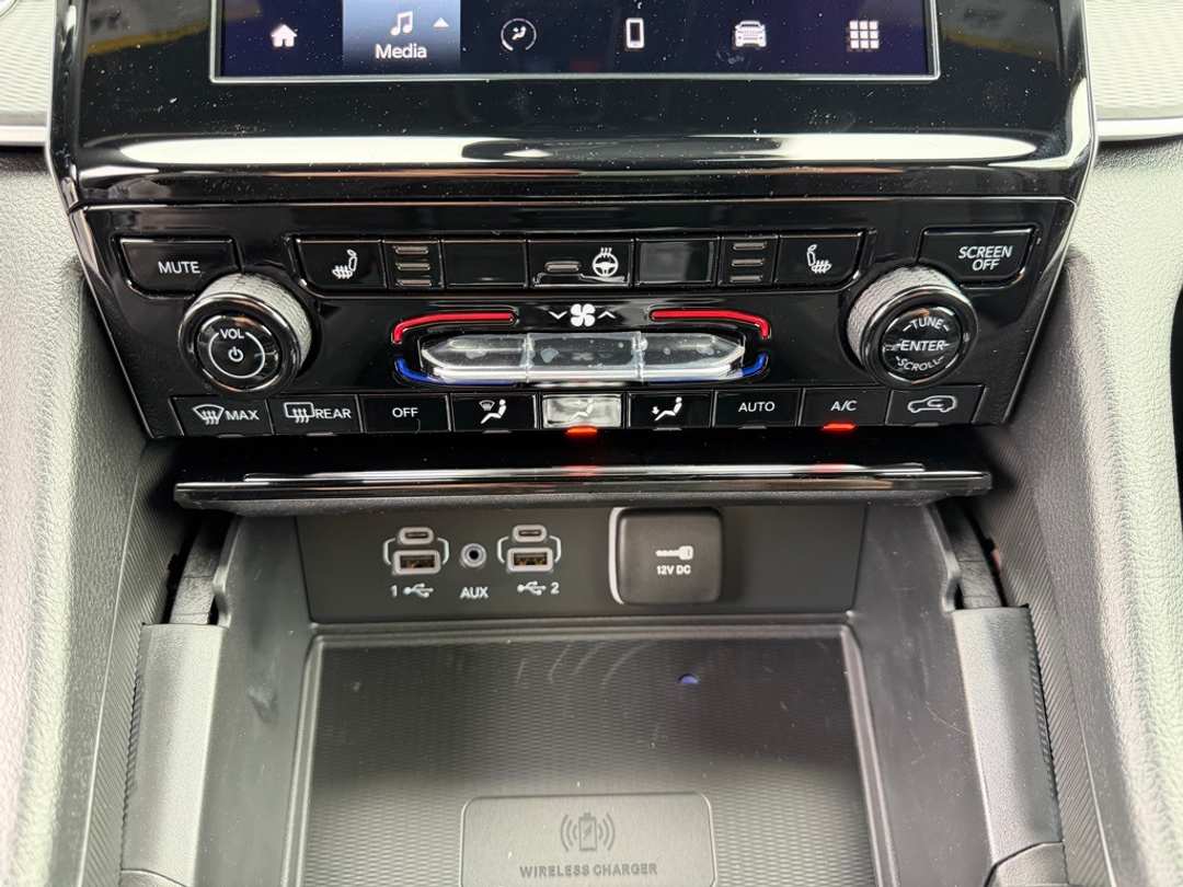 2025 Jeep Grand Cherokee Altitude X - Image 21