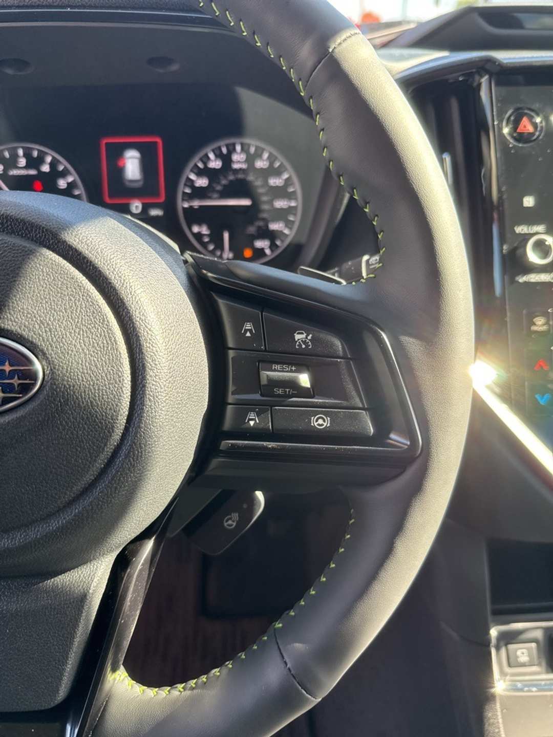 2025 Subaru Ascent Onyx Edition Touring - Image 38