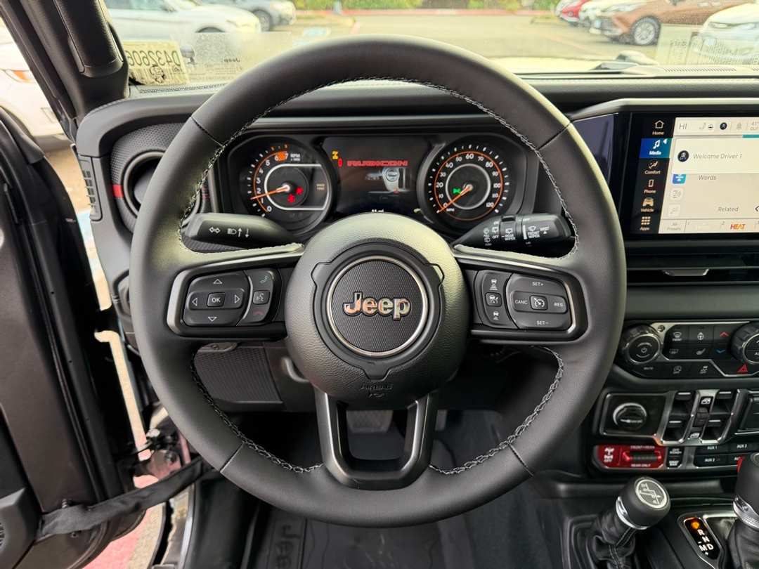 2026 Jeep Wrangler Rubicon X - Image 19