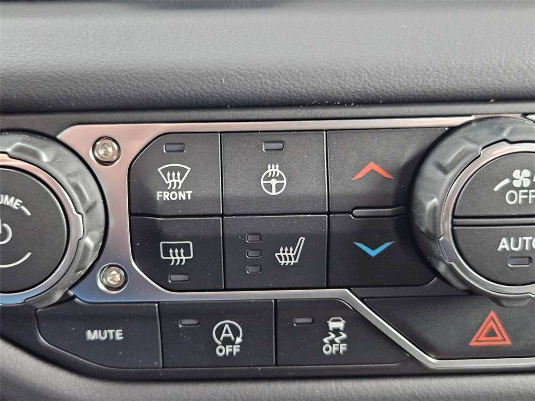 2026 Jeep Gladiator Rubicon - Image 24