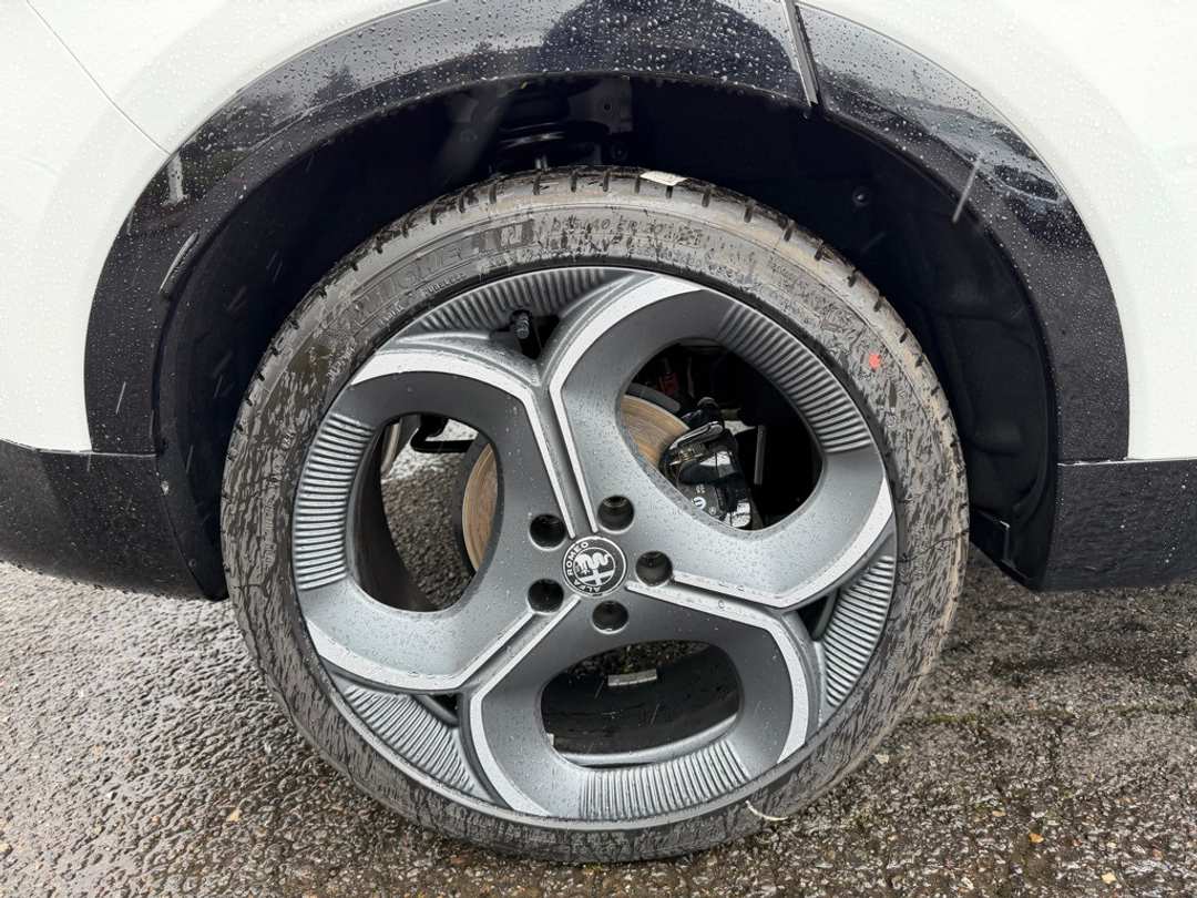 2026 Alfa Romeo Tonale Sport Speciale - Image 10