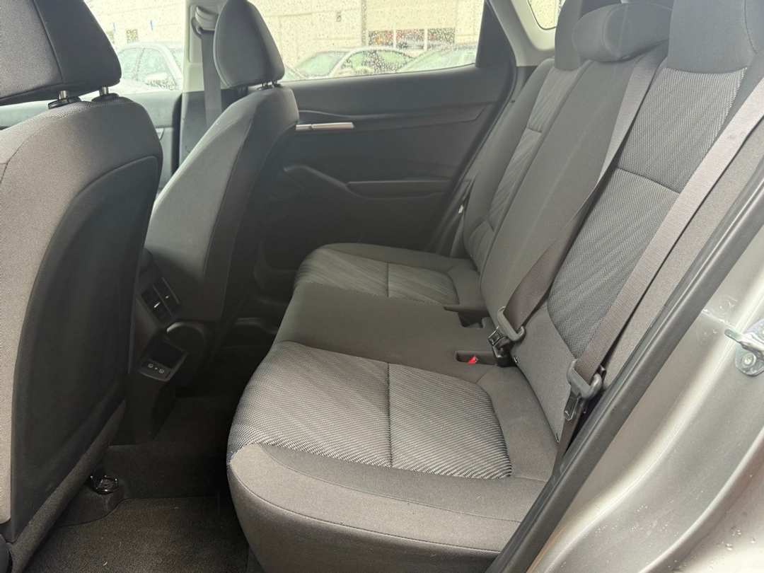 2024 Kia Seltos LX - Image 17