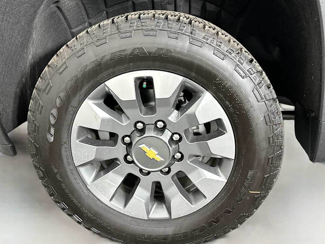 2025 Chevrolet Silverado 2500Hd LT - Image 32