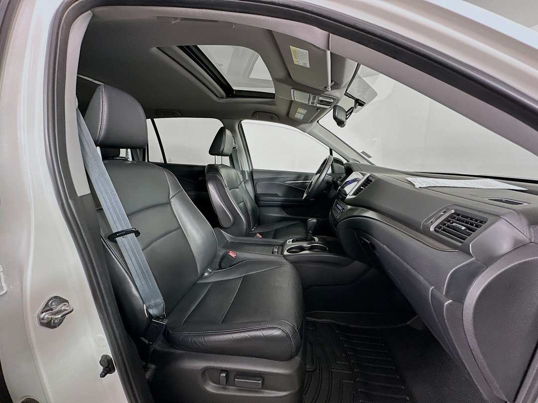 2018 Honda Pilot EXL - Image 30
