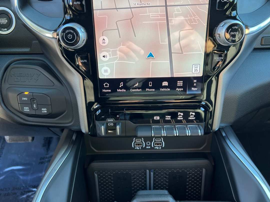 2026 Ram 2500 Laramie - Image 21