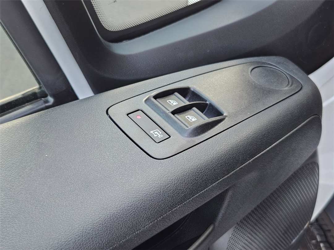 2026 Ram Promaster 1500 Low Roof - Image 11