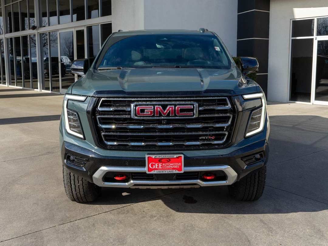 2026 GMC Yukon Xl AT4 - Image 2