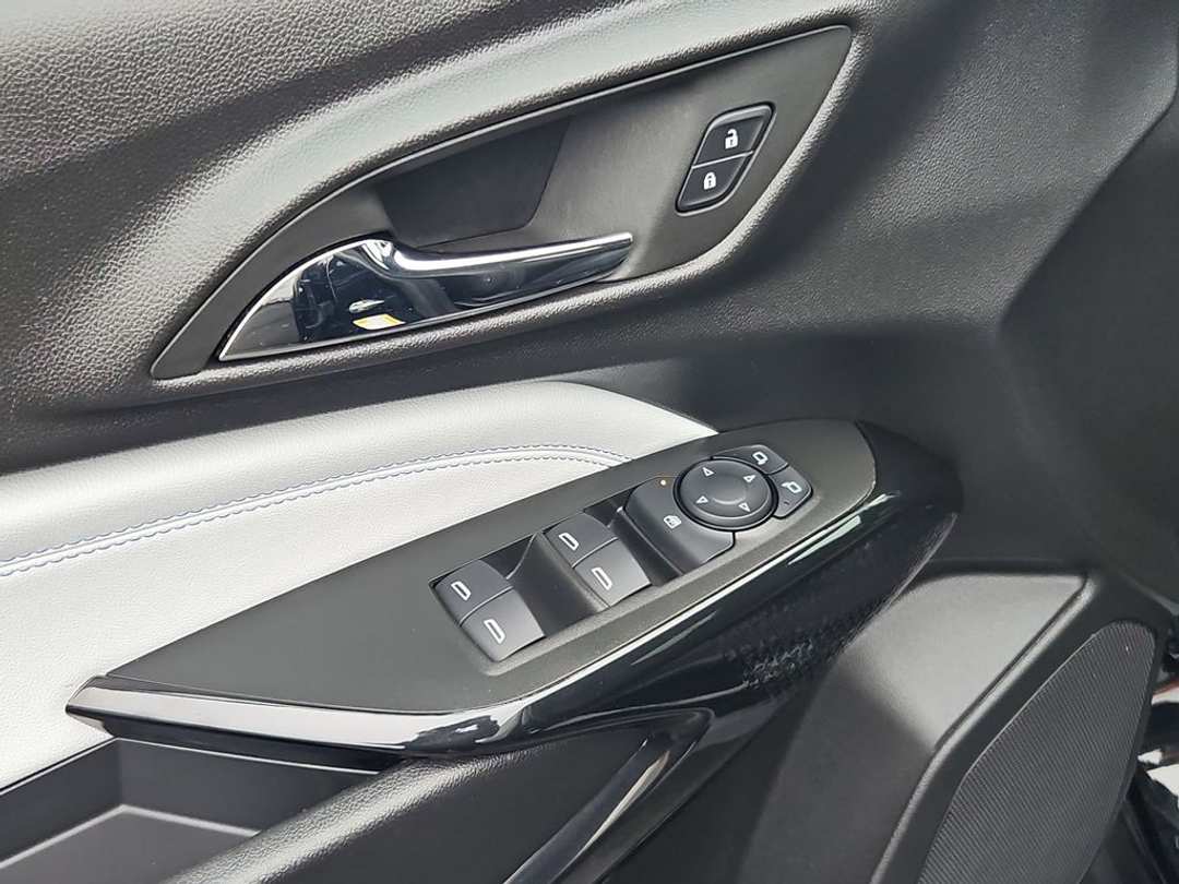 2025 Chevrolet Trax LT - Image 11