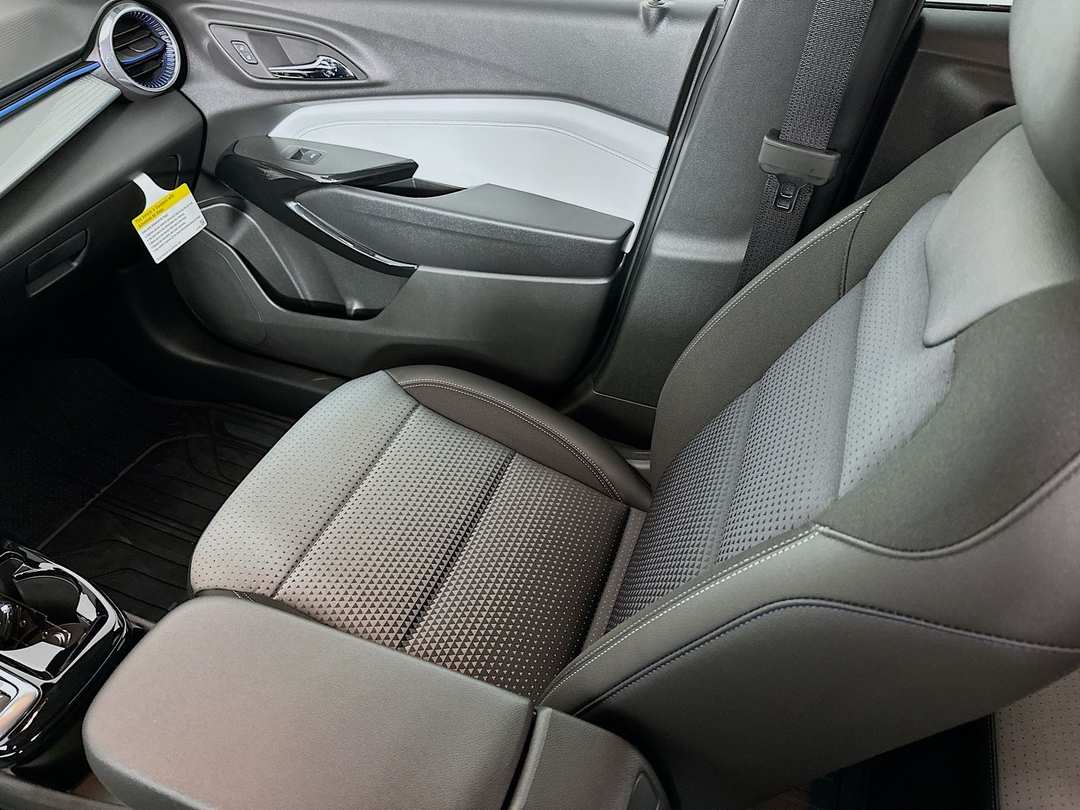 2026 Chevrolet Trax LT - Image 23