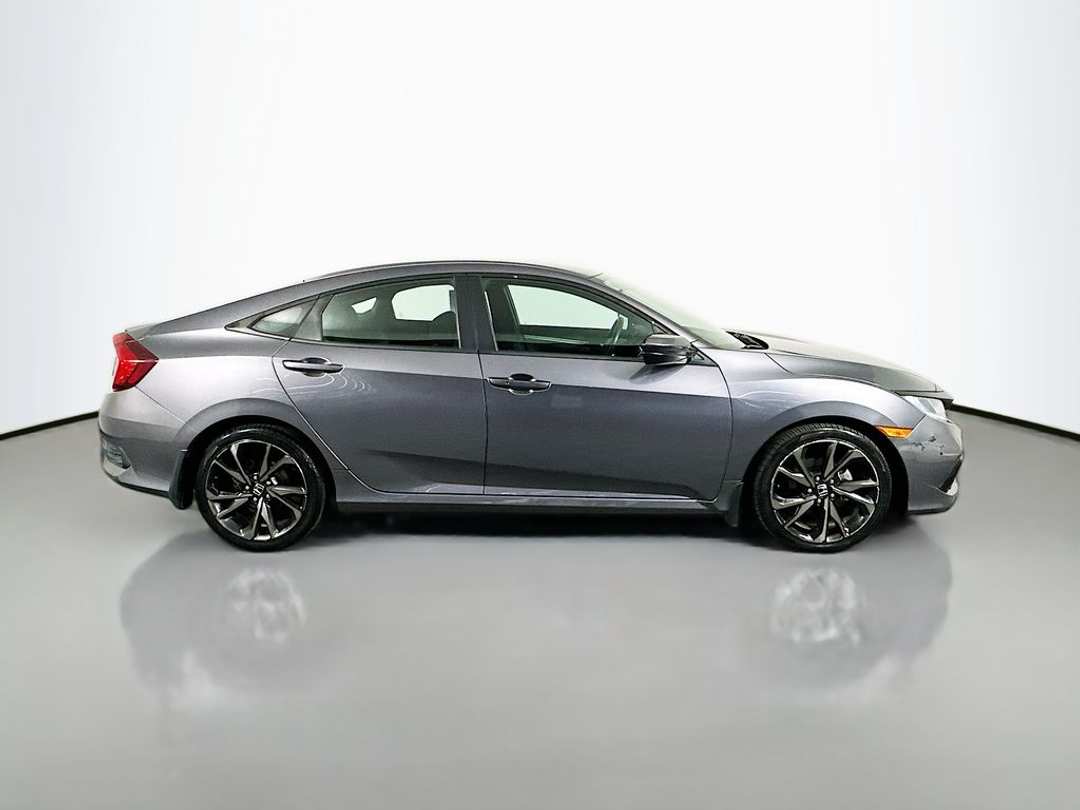 2019 Honda Civic Sport - Image 9