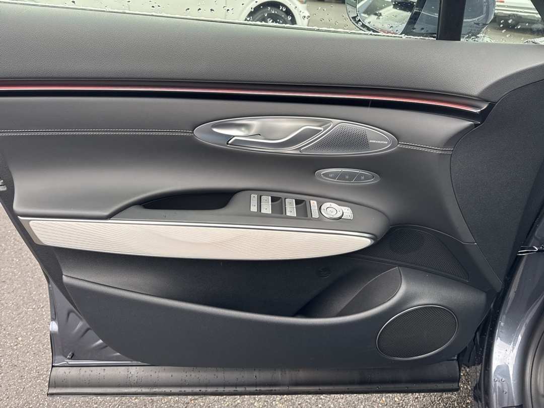 2026 Genesis Gv70 2.5T Advanced - Image 18