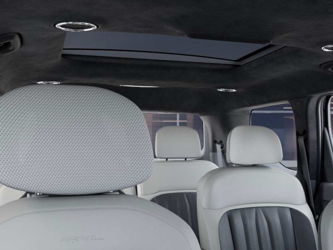 2026 Kia Ev9 GTLine - Image 27