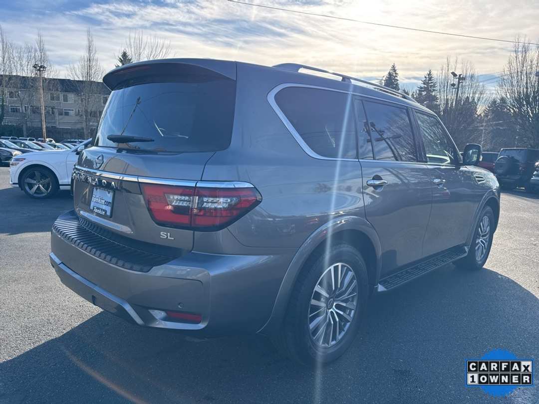 2024 Nissan Armada SL - Image 7