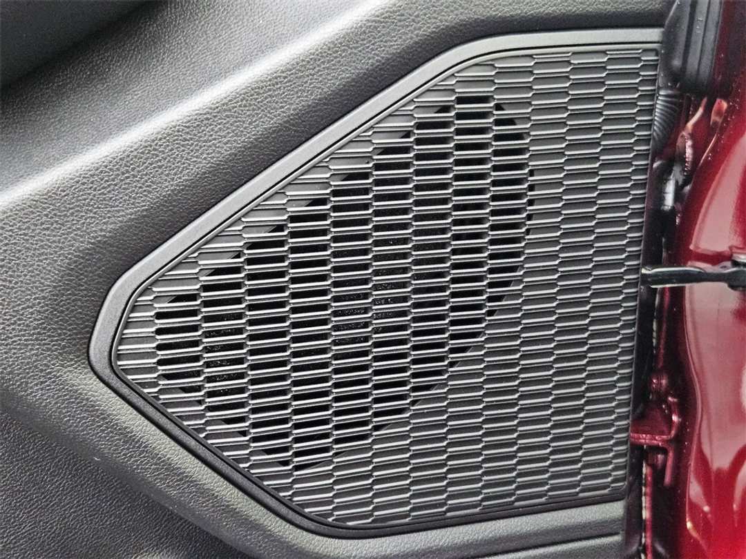 2025 Jeep Grand Cherokee Limited - Image 12