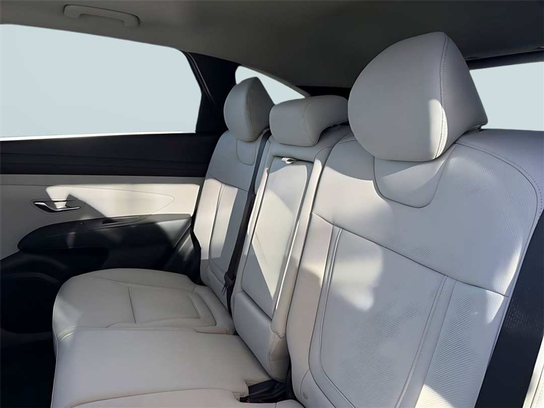 2026 Hyundai Tucson SEL Premium - Image 31