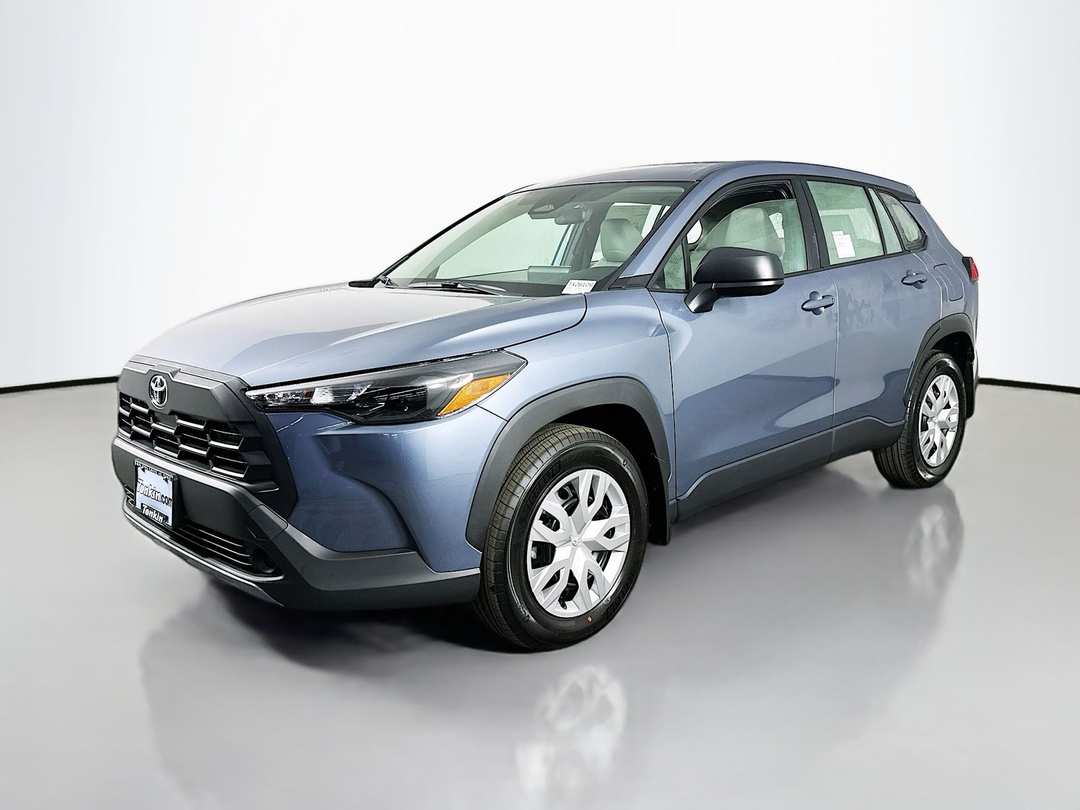 2026 Toyota Corolla Cross L - Image 3