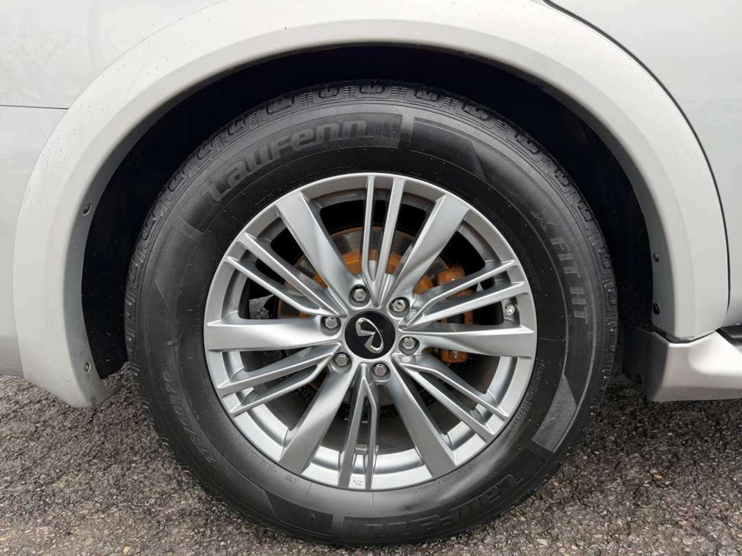 2021 INFINITI Qx80 LUXE - Image 10