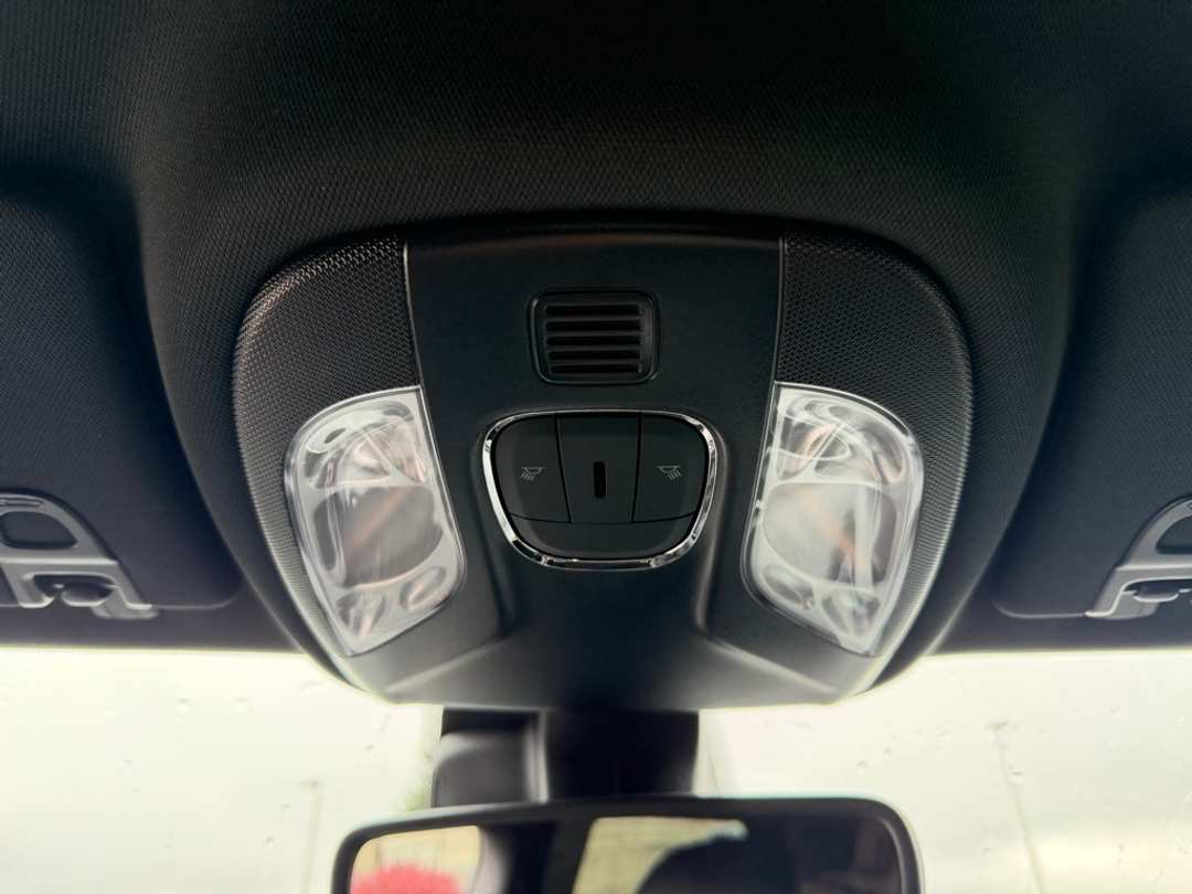 2026 Jeep Compass Latitude - Image 26