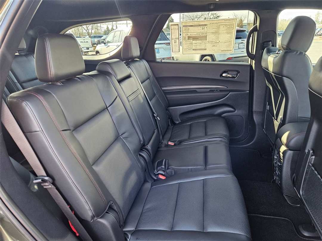 2026 Dodge Durango GT Plus HEMI V8 - Image 37