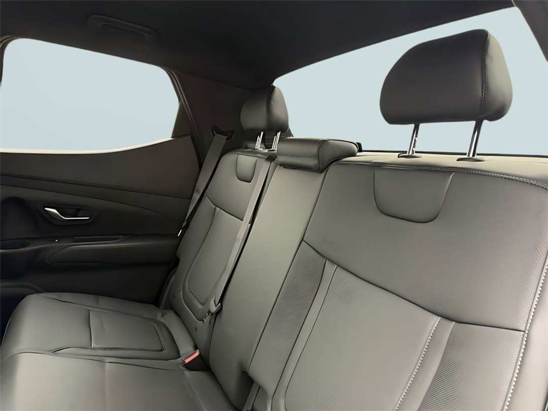 2026 Hyundai Santa Cruz SEL - Image 28