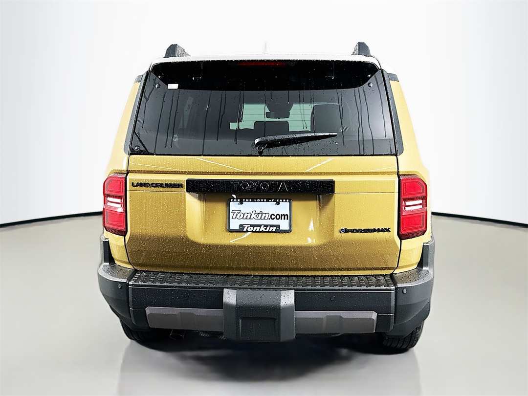 2026 Toyota Land Cruiser Base - Image 6