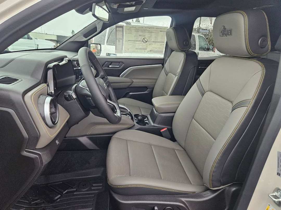 2026 Chevrolet Colorado ZR2 - Image 14