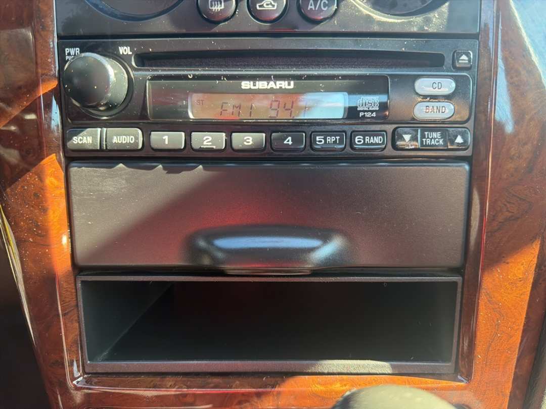 2003 Subaru Legacy L - Image 34