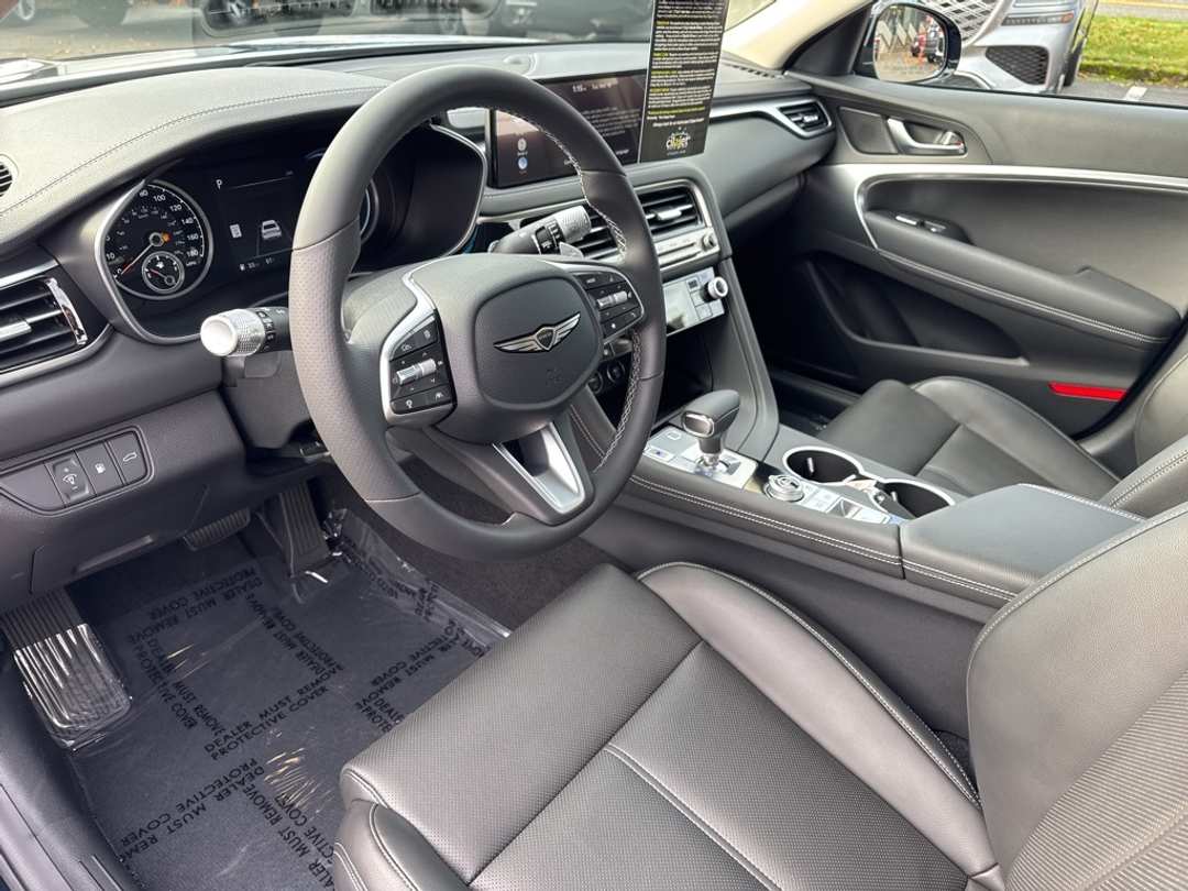 2026 Genesis G70 2.5T - Image 18
