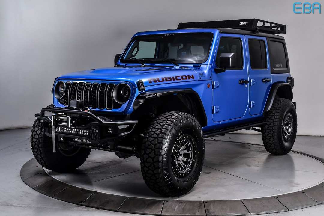 2025 Jeep Wrangler Rubicon - Image 2