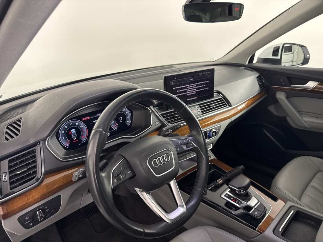 2022 Audi Q5 45 S line Premium - Image 24