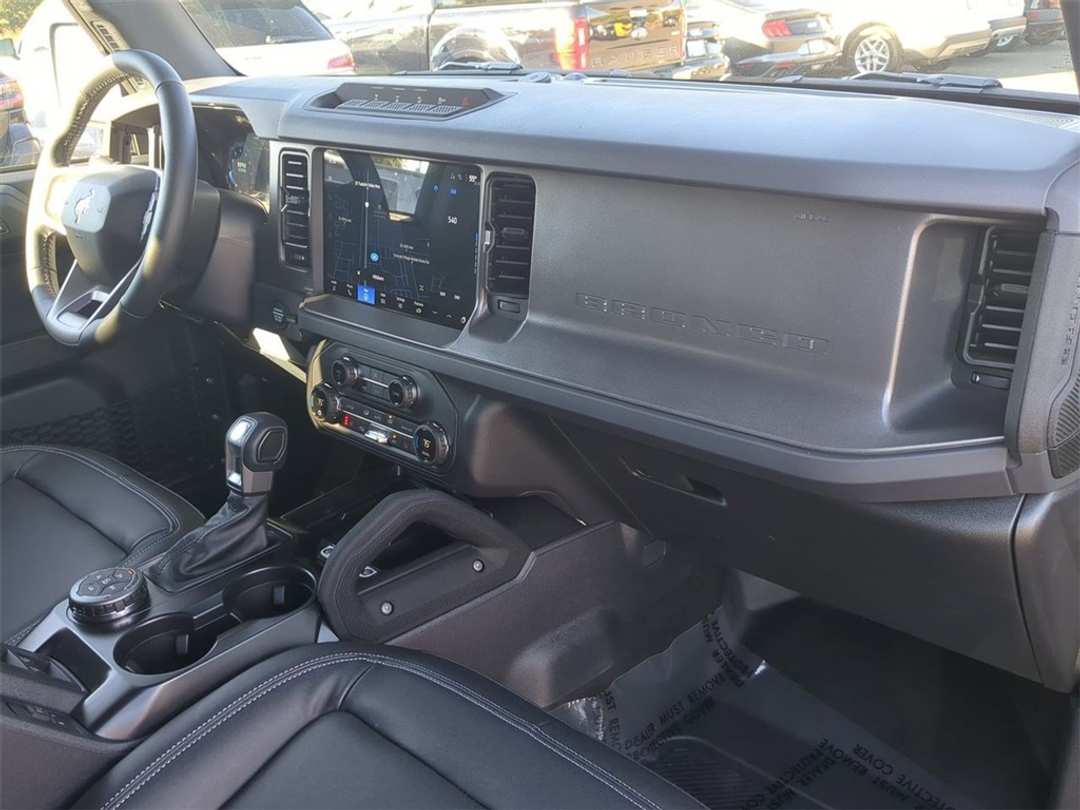 2025 Ford Bronco Big Bend - Image 30