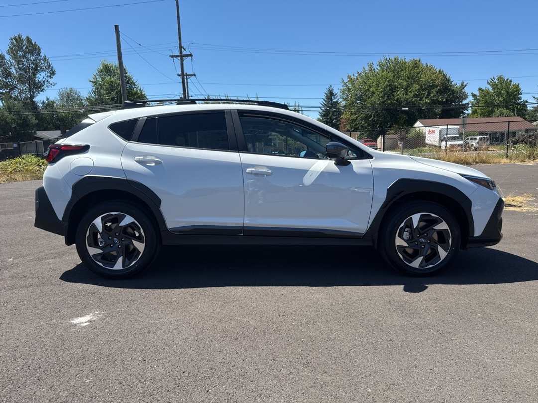 2025 Subaru Crosstrek Limited - Image 8
