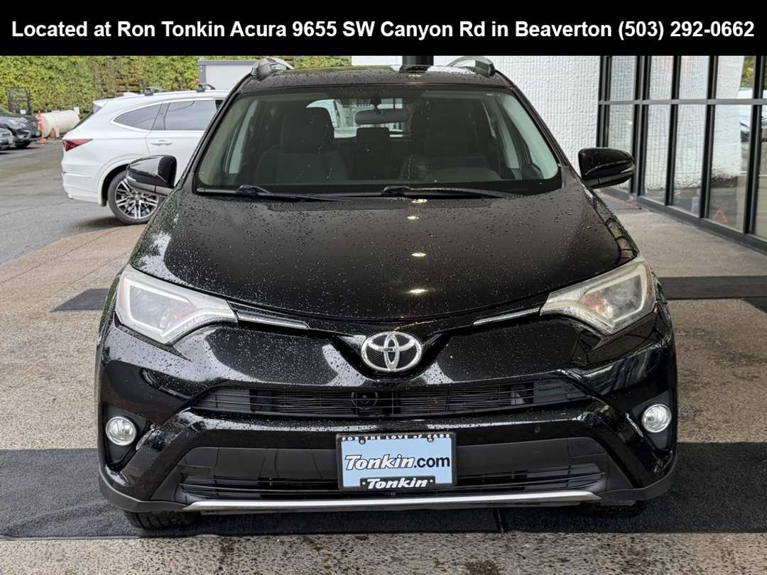 2016 Toyota Rav4 XLE - Image 3