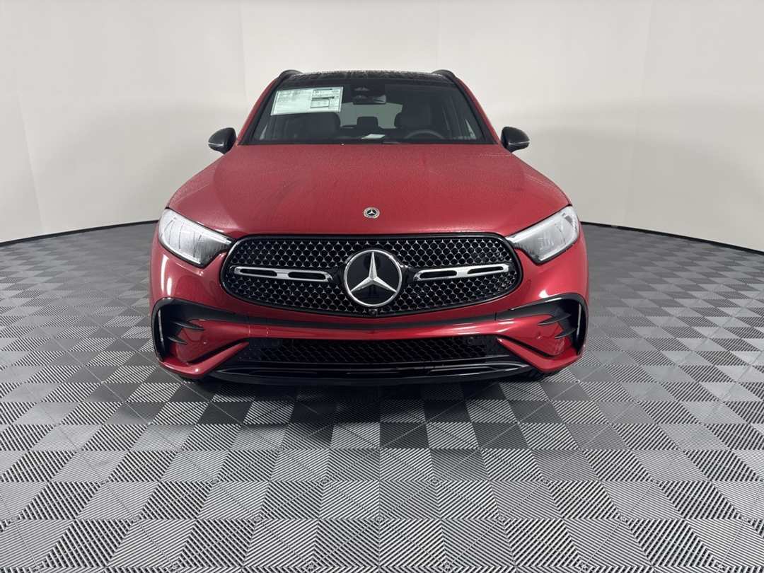 2026 Mercedes-Benz GLC 300 - Image 2