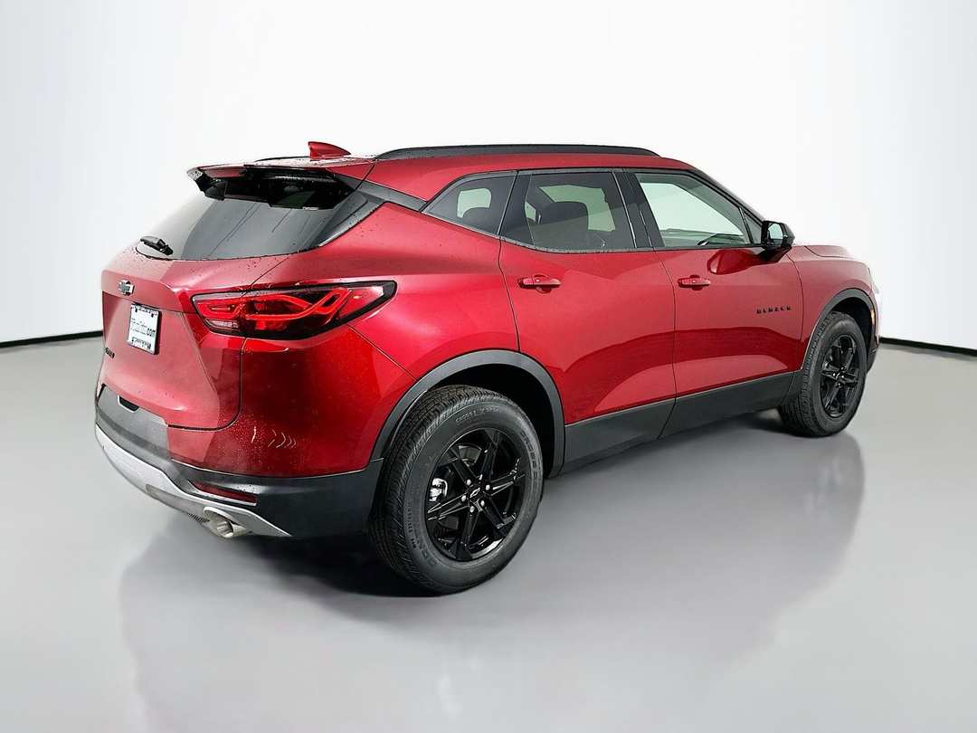 2025 Chevrolet Blazer LT - Image 8