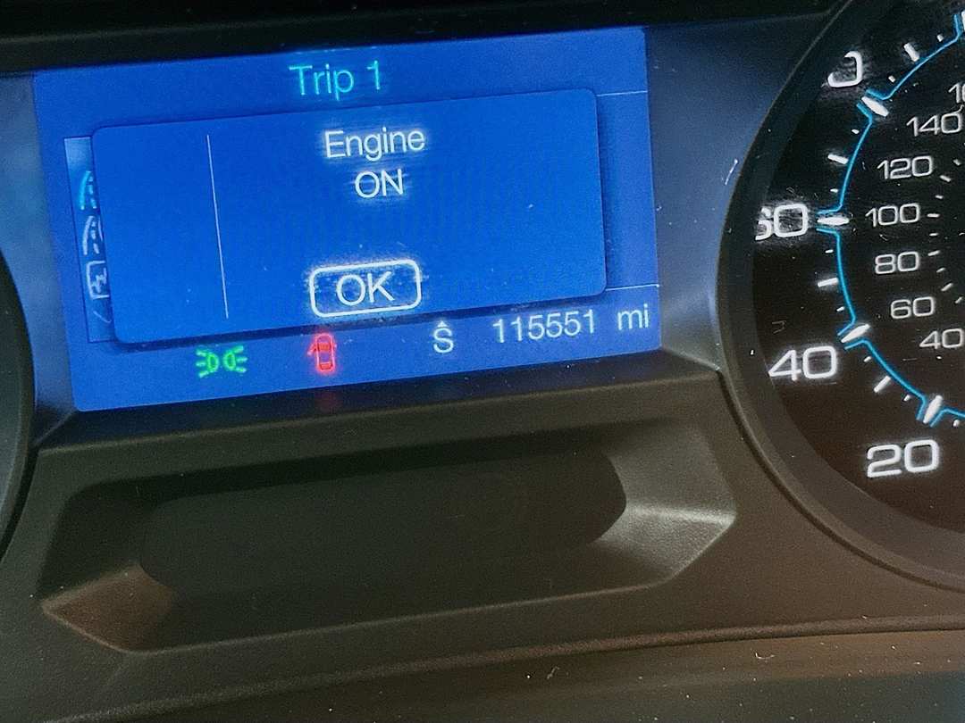 2015 Ford Explorer Base - Image 13