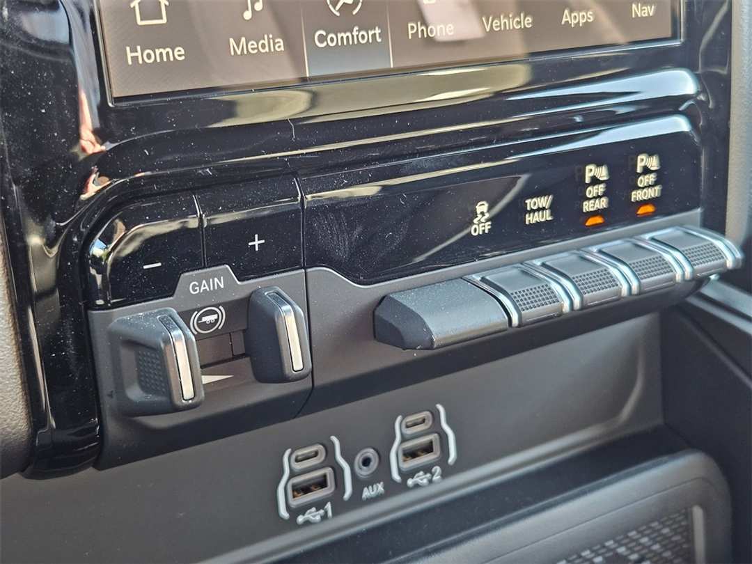 2026 Ram 2500 Big Horn - Image 24