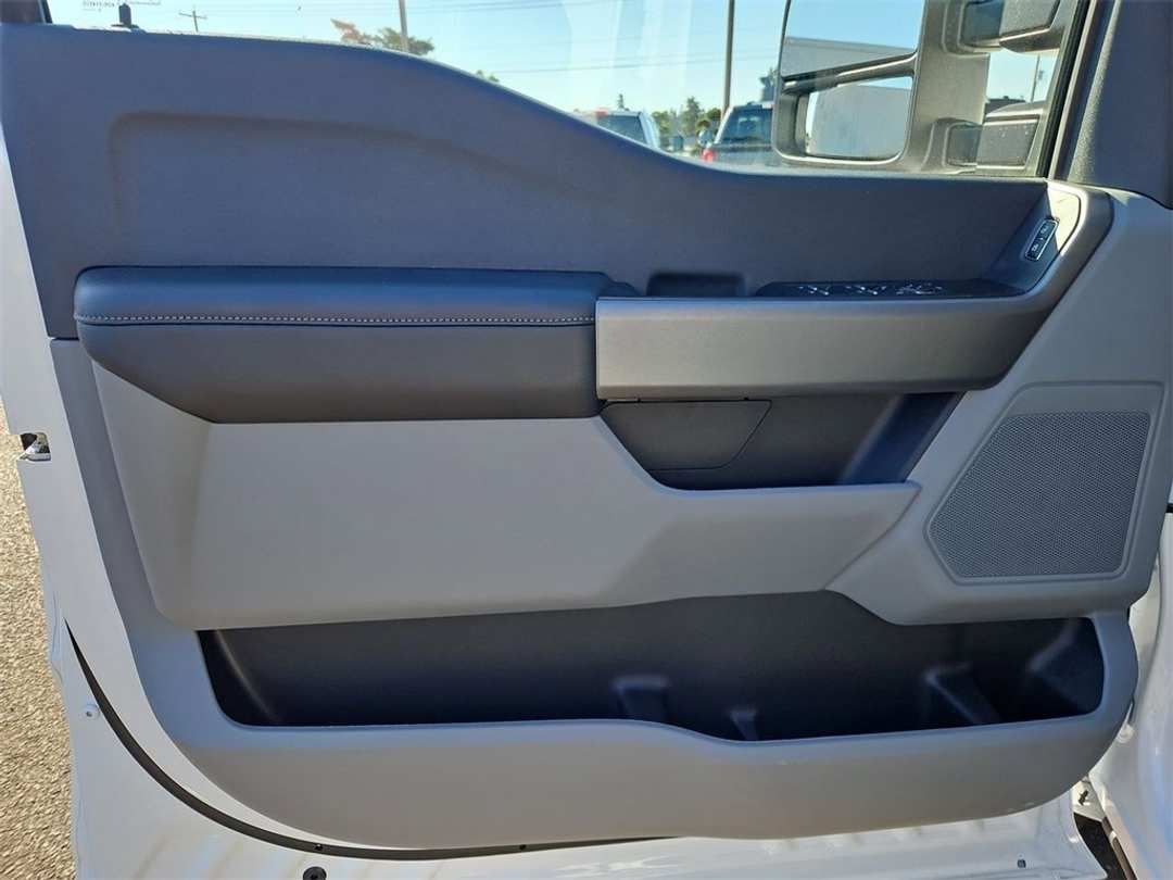 2026 Ford F-250Sd XL - Image 9