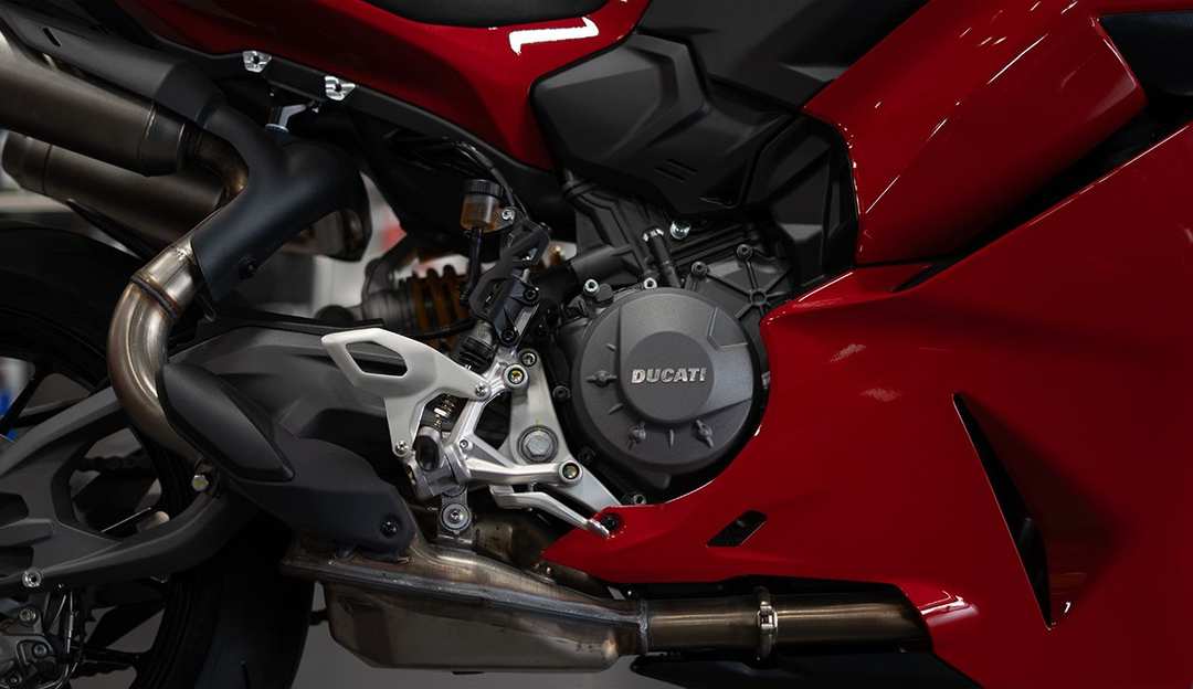 2026 Ducati Panigale V2 S - Image 2