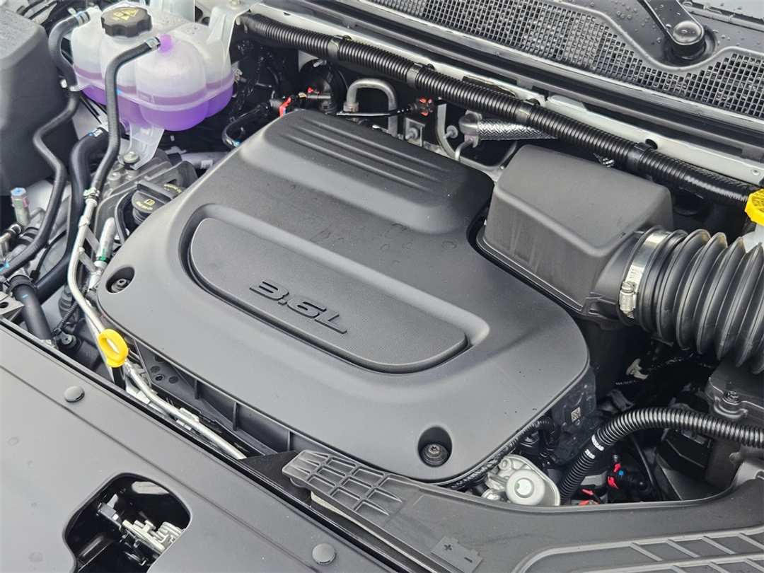 2026 Chrysler Pacifica Limited - Image 42