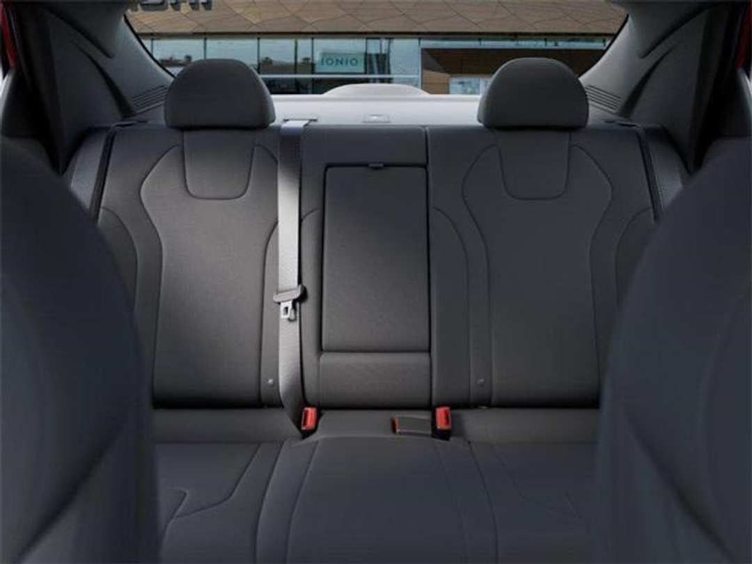 2026 Hyundai Elantra SEL Sport - Image 12