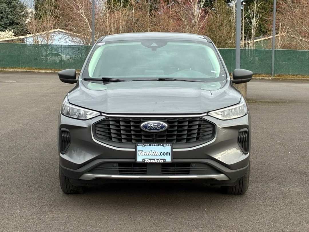 2024 Ford Escape Active - Image 2