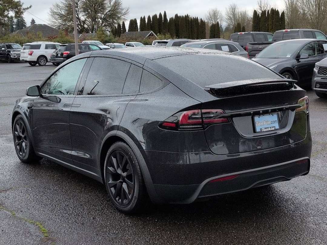 2024 Tesla Model X Base - Image 3